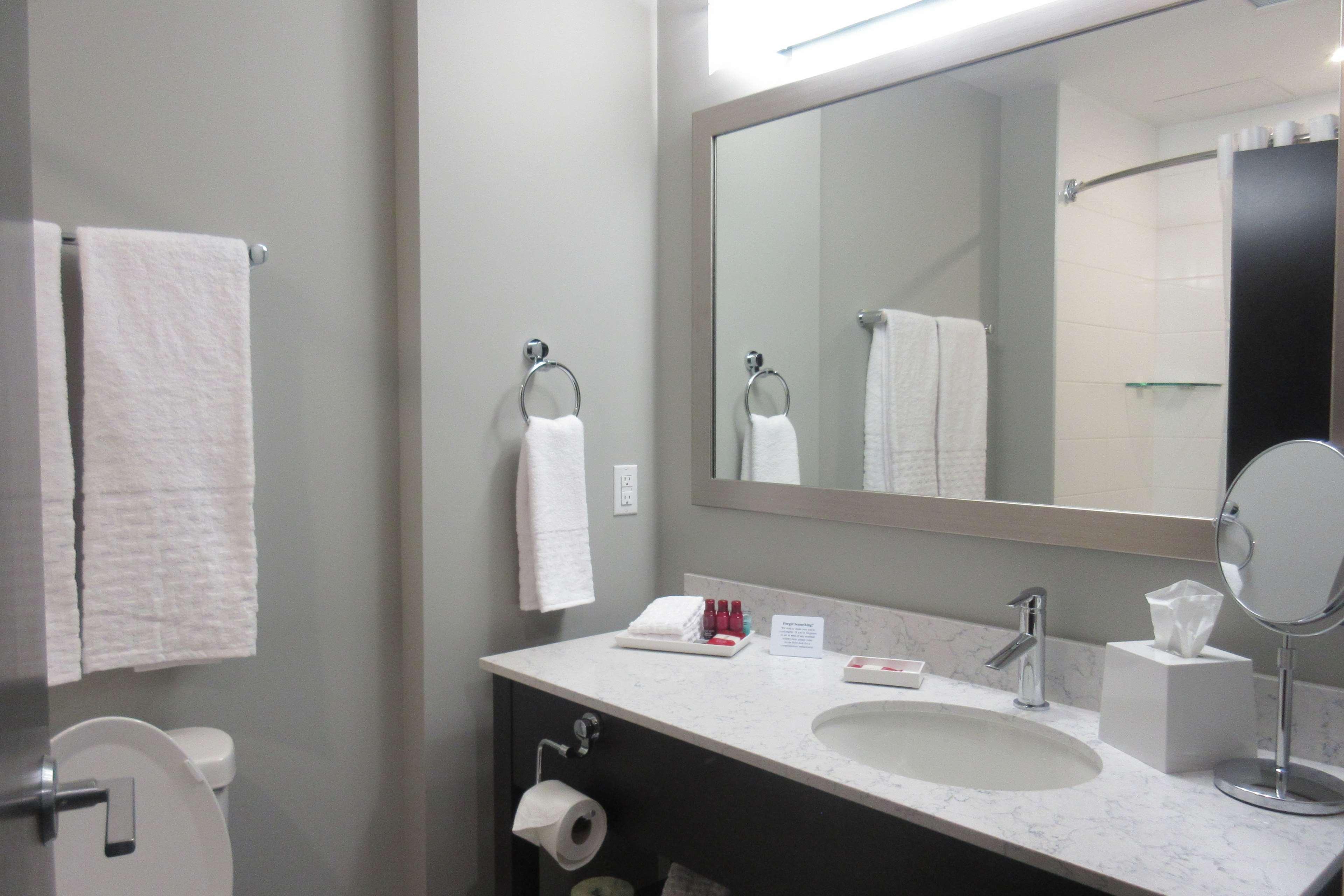 Best Western Premier Northwood Hotel Timmins Buitenkant foto